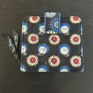 Vera Bradley Bi-fold wallet